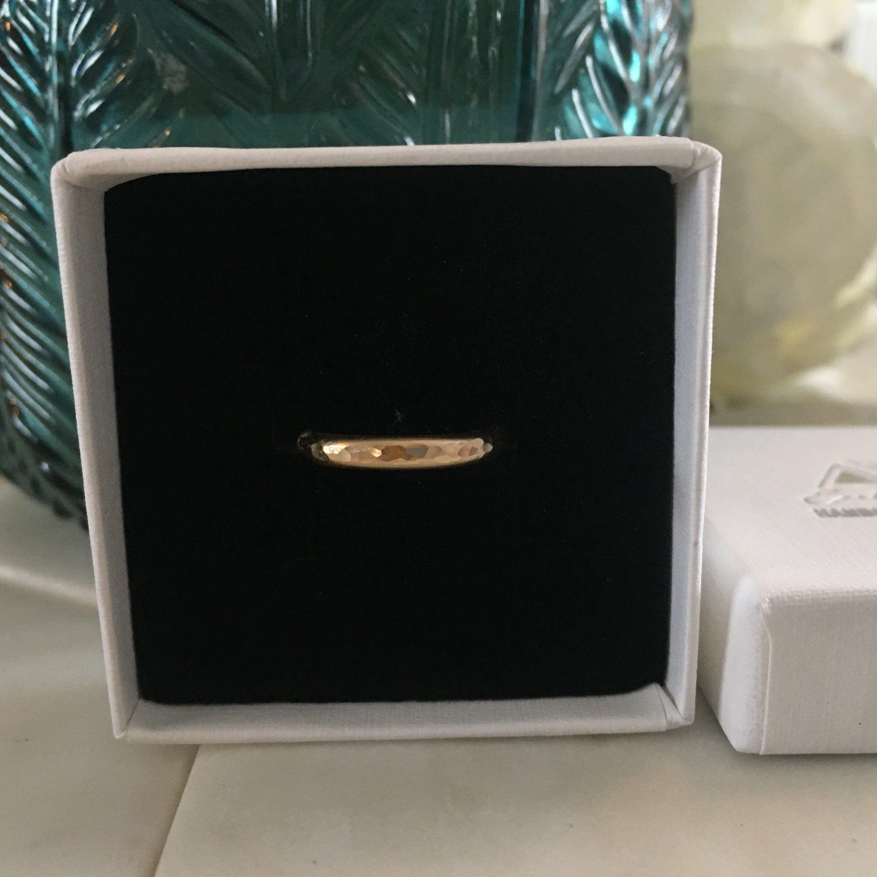 Adjustable Hammered Gold Toe Ring - Image 7