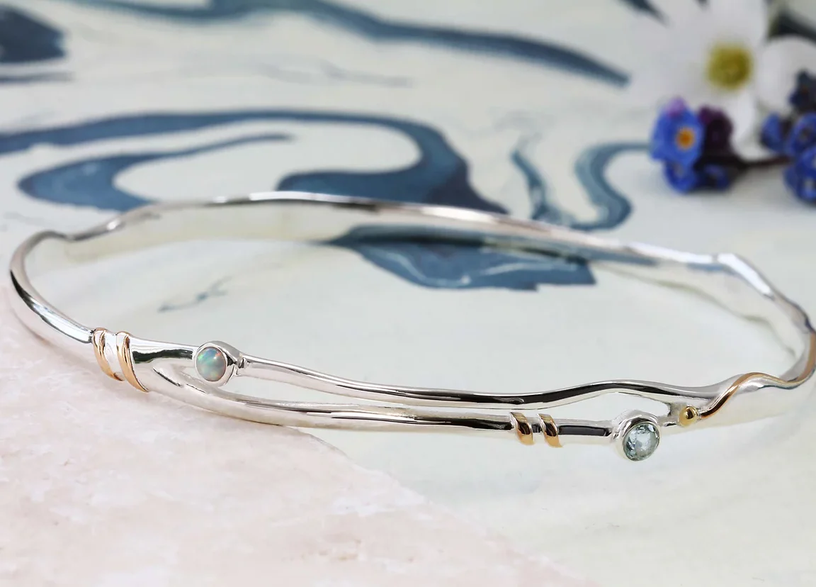 Blue Topaz & white Opal Bangle in Sterling Silver - Image 6