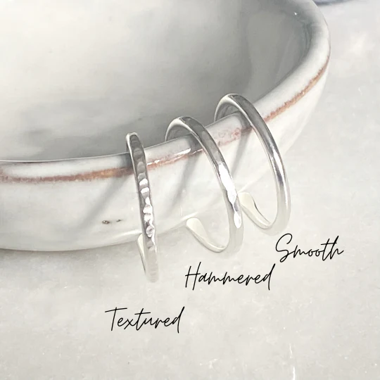 Dainty Hammered Silver Toe Ring - Image 9