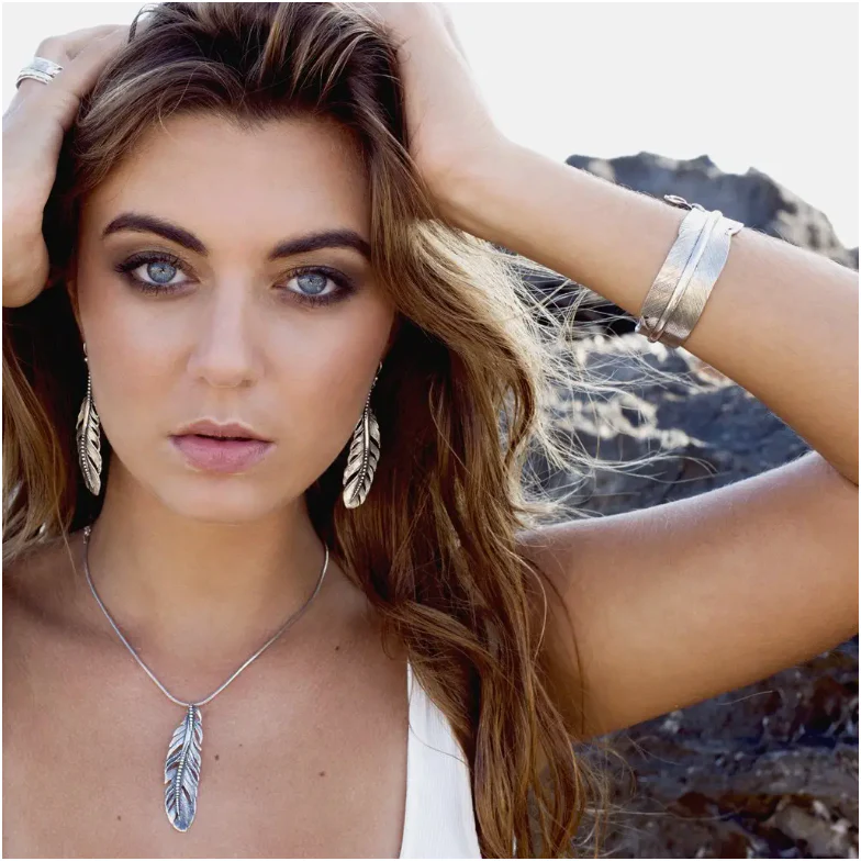 Freedom Feather Necklace - Image 4