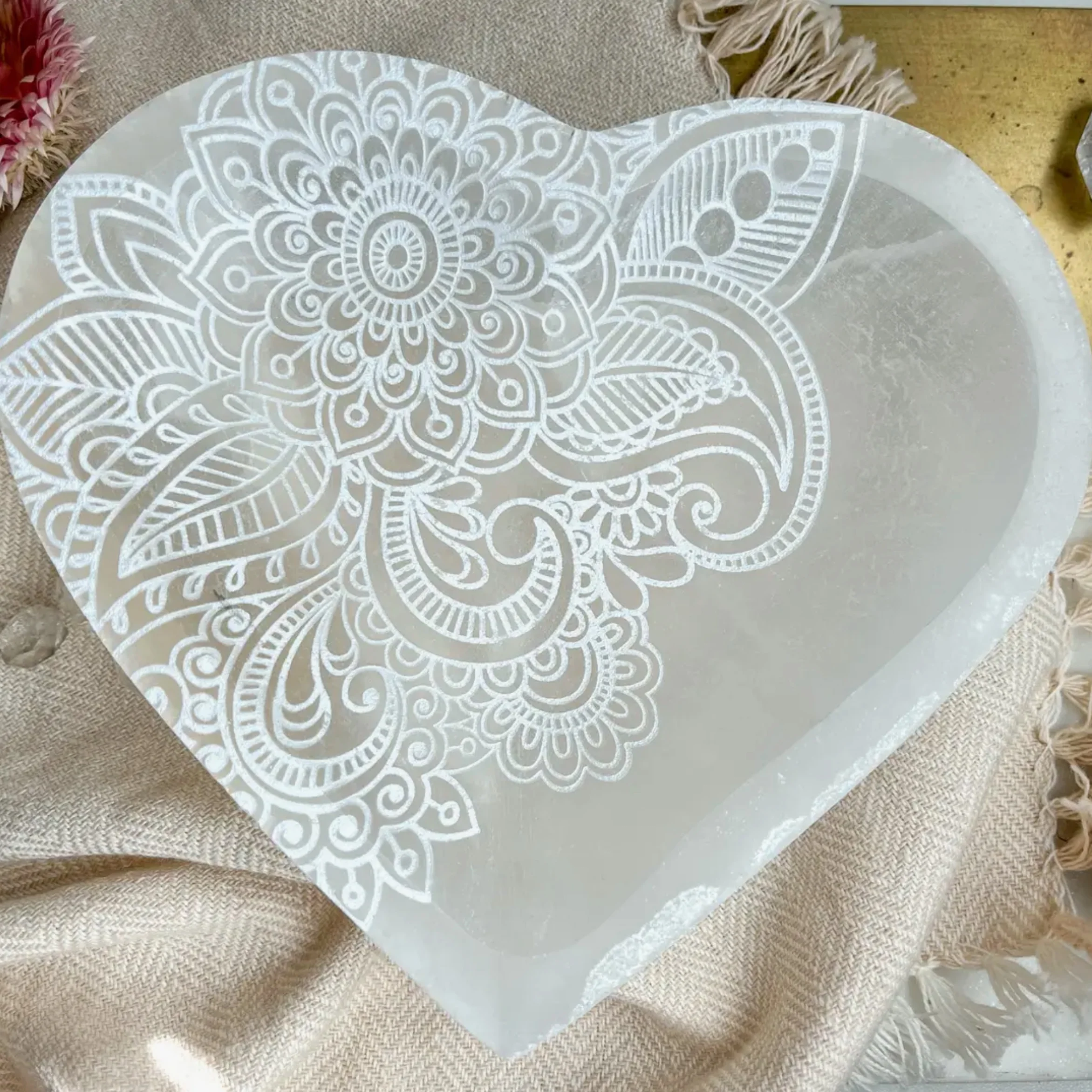 "Henna Prayer" Heart Selenite Crystal Trinket Dish -NEW - Image 4
