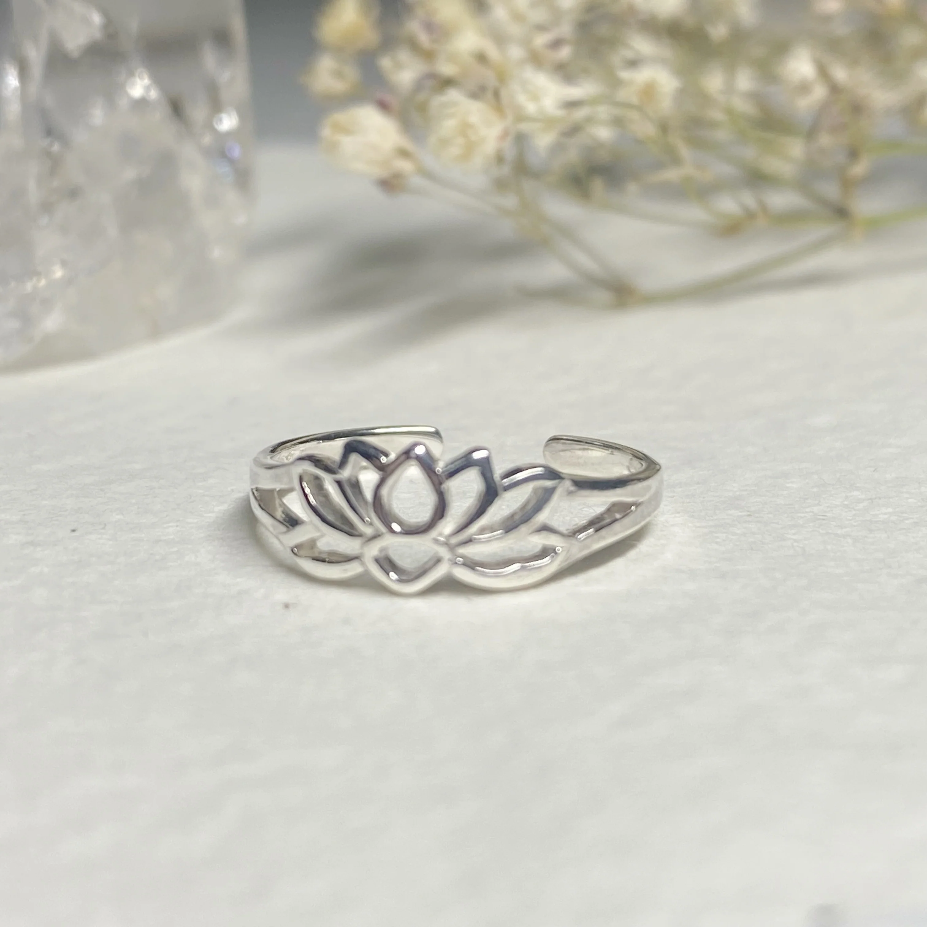 Lotus Flower Silver Toe Ring - Image 3