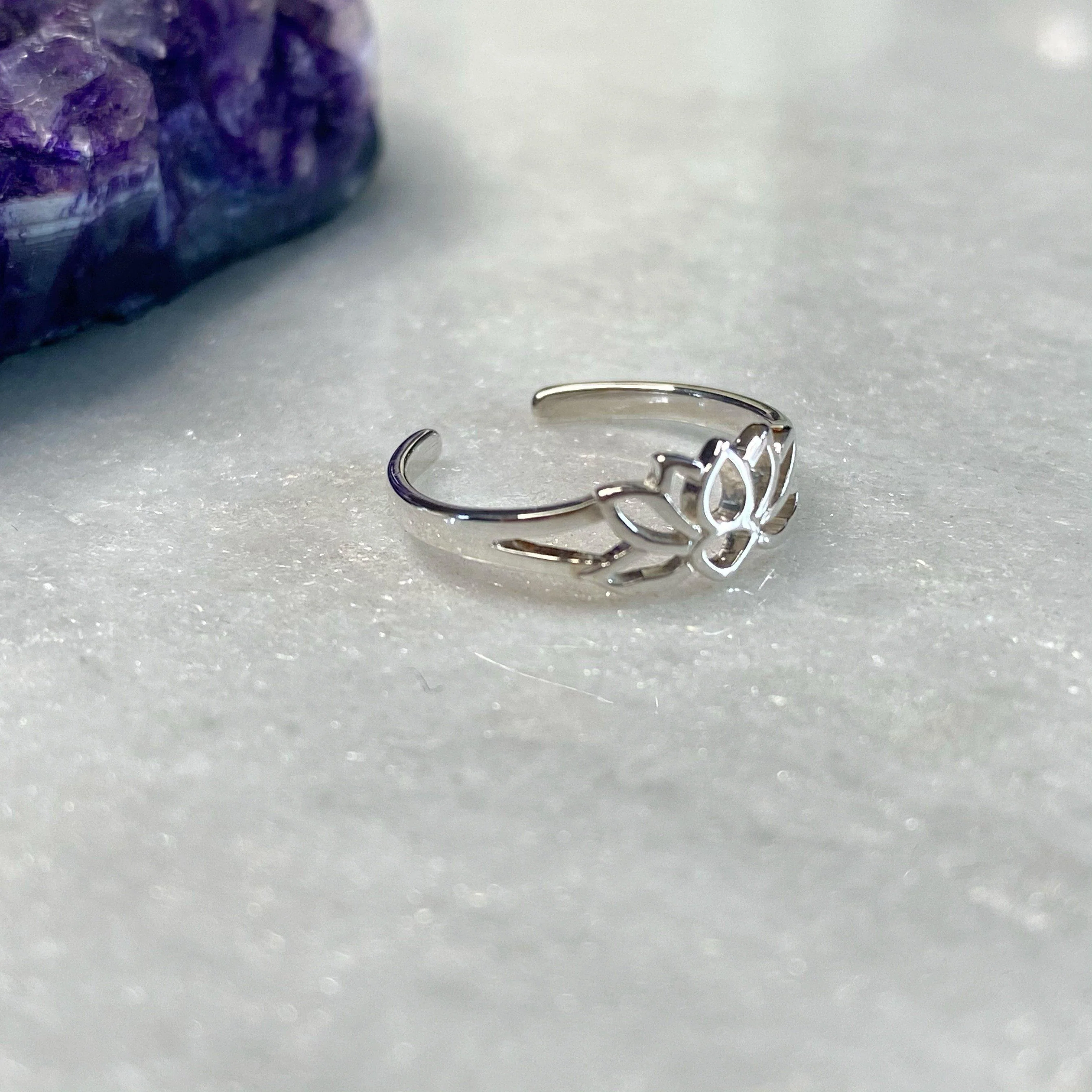 Lotus Flower Silver Toe Ring - Image 7