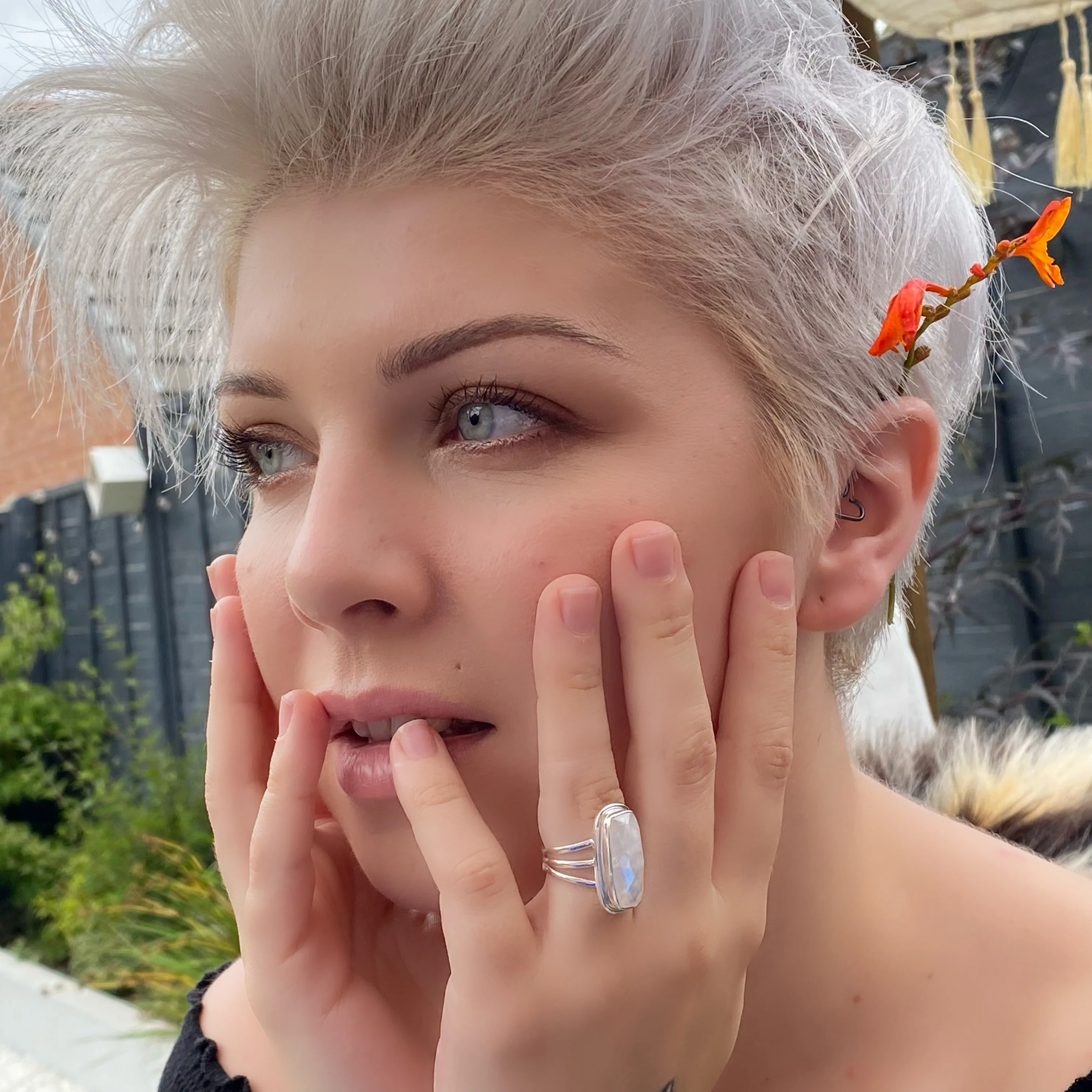 Moonbeam Silver Moonstone Ring - Image 3