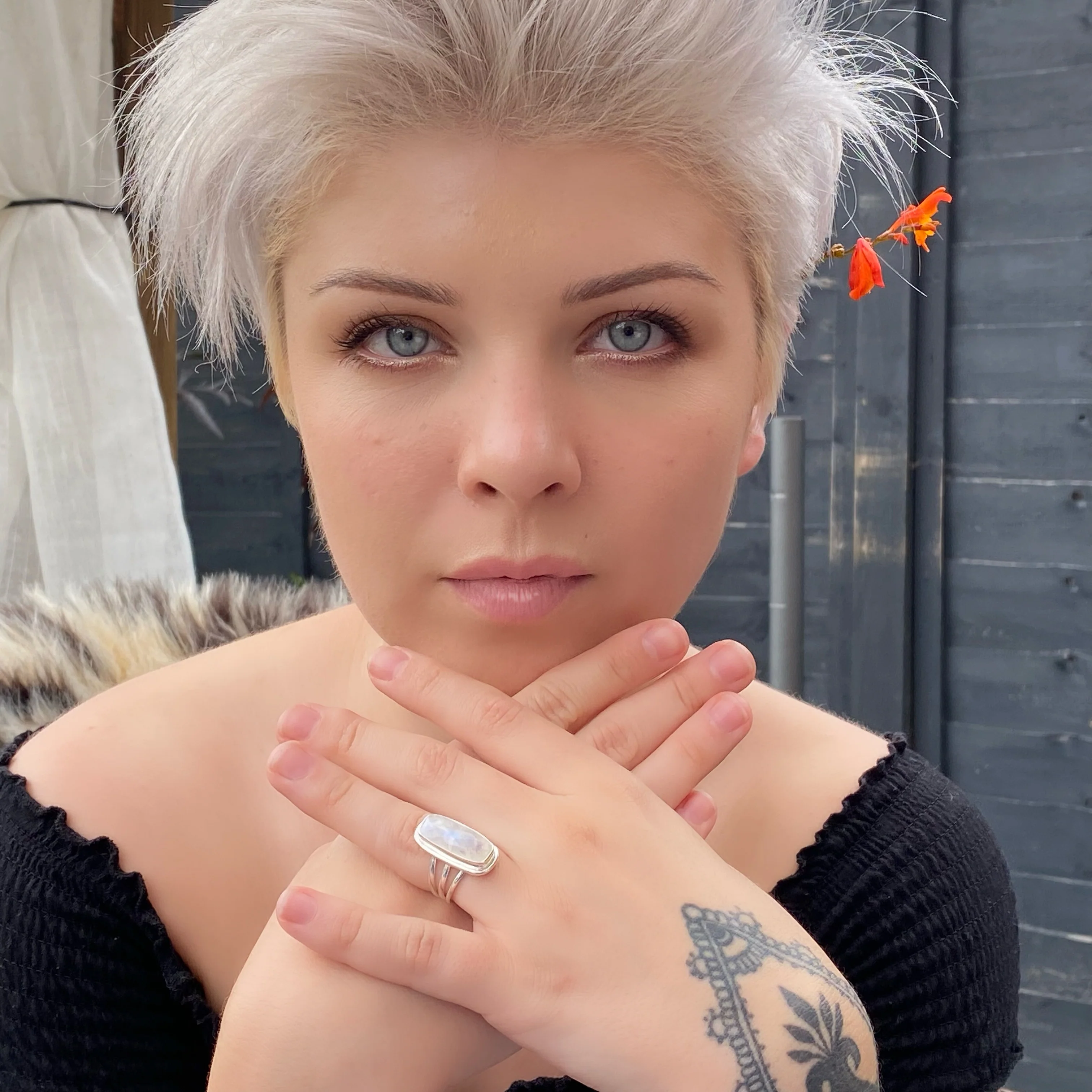 Moonbeam Silver Moonstone Ring - Image 6