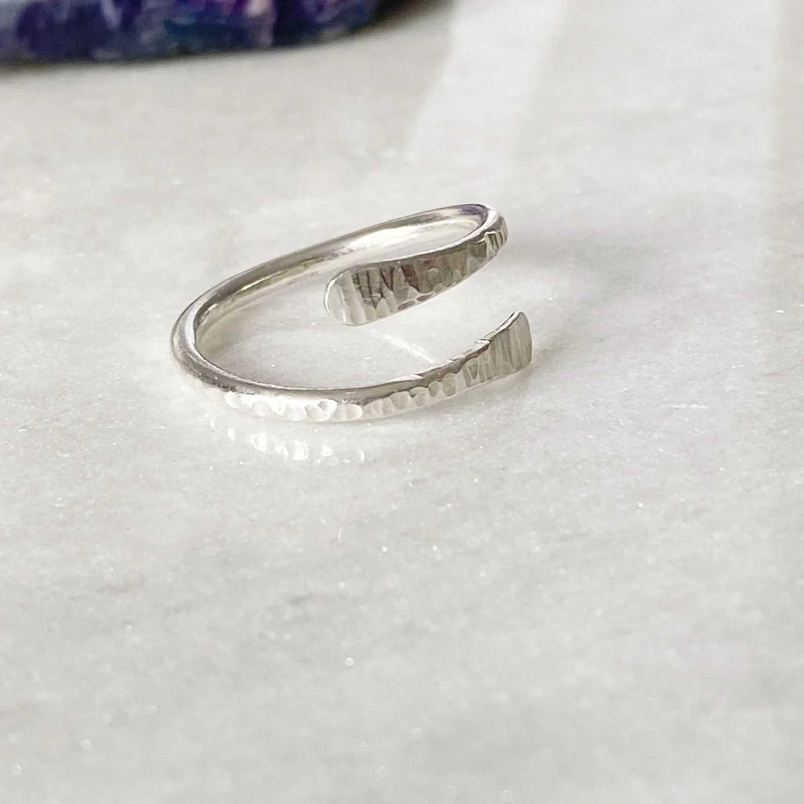 Open Crossover Sterling Silver Thumb Ring - Textured Bark Design - Image 5