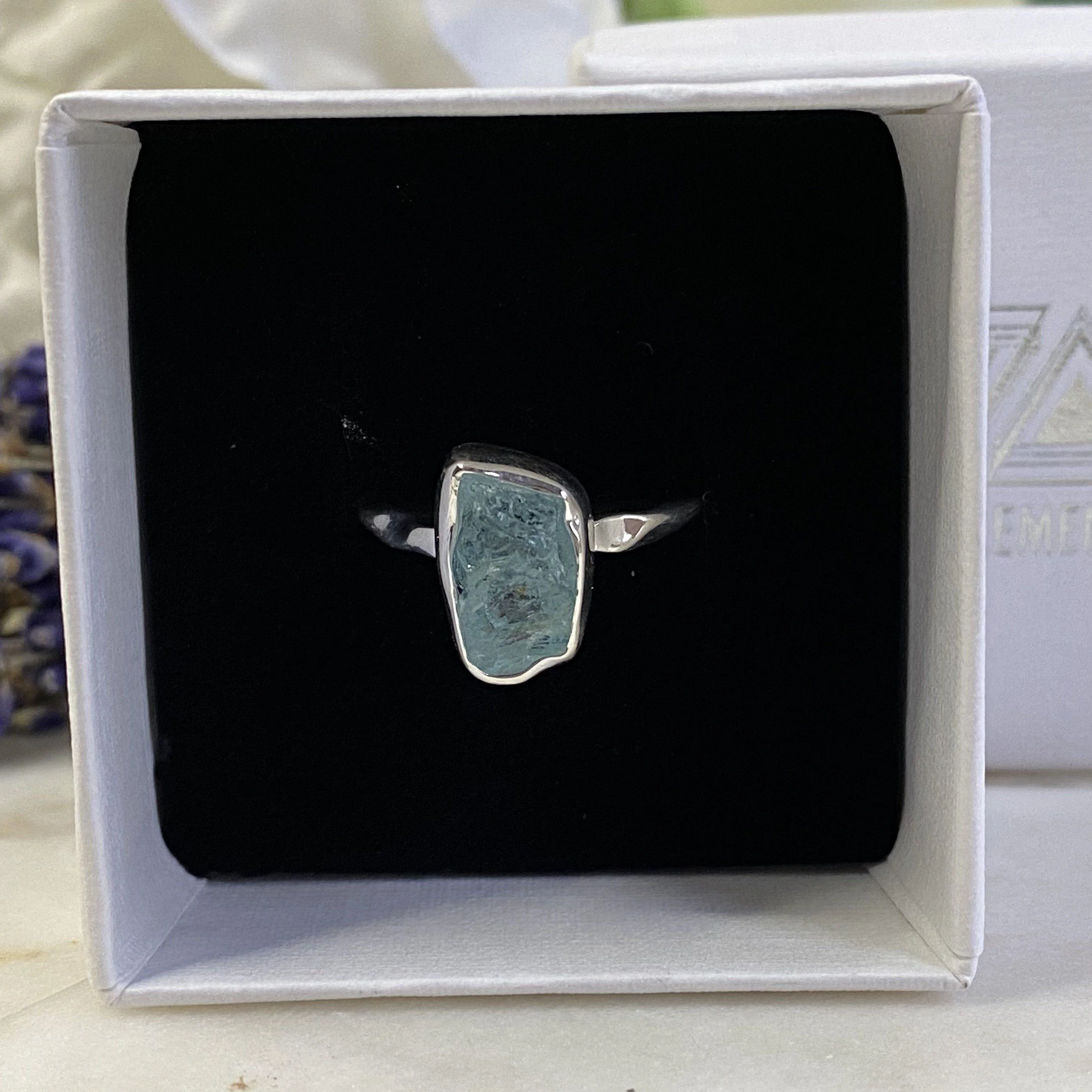 Stunning Raw Cut Aquamarine Ring - Image 6